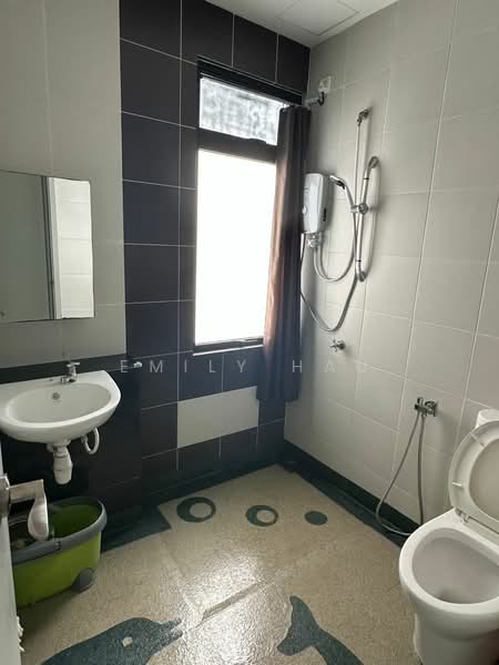 Apartment for Rent at Austin Regency (Pangsapuri Austin Perdana) - Emily Hau - Bathroom - PropertyGuru.com.my