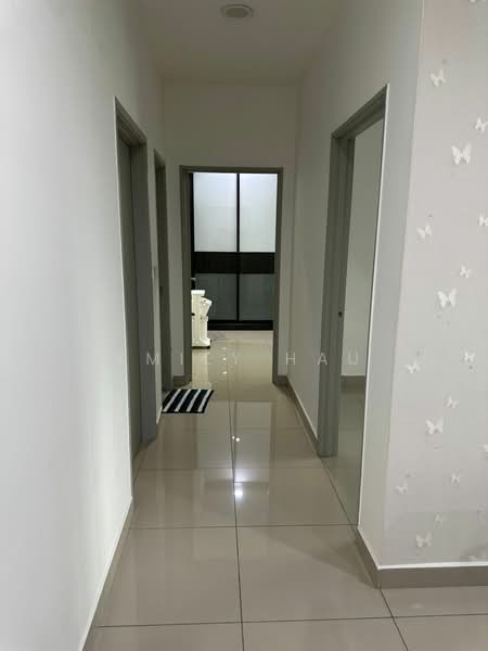 Apartment for Rent at Austin Regency (Pangsapuri Austin Perdana) - Emily Hau - Corridor - PropertyGuru.com.my