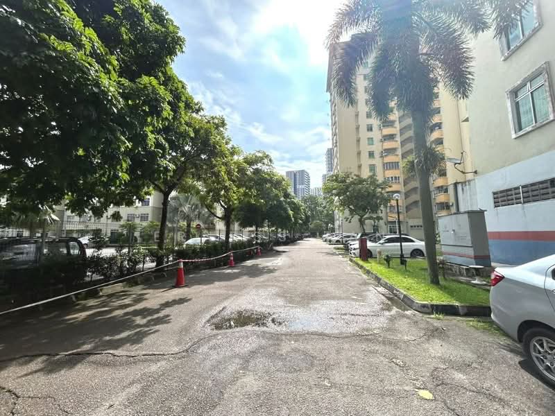 Pangsapuri untuk Dijual di Bayu Puteri 1 - Erness Tan - Exterior - PropertyGuru.com.my