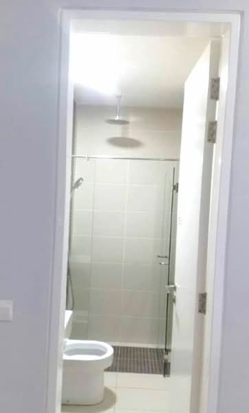 Service Residence for Rent at The Sentral Suites - Eddy Lee - Bathroom - PropertyGuru.com.my