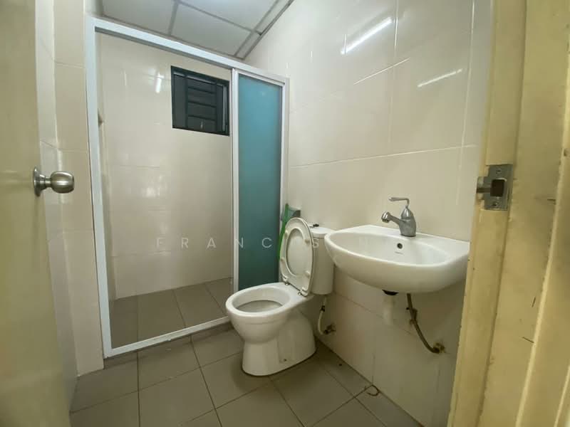 Service Residence for Rent at OUG Parklane - Francis Ng - Bathroom - PropertyGuru.com.my