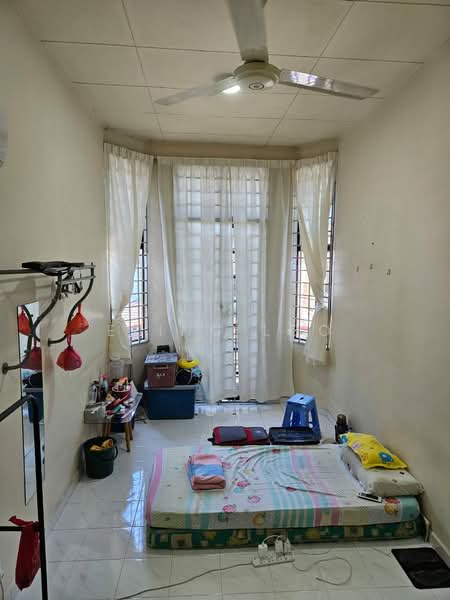 2.5-storey Terraced House for Sale in Ampang Jaya (Ampang) - Eling Loo - Bedroom - PropertyGuru.com.my