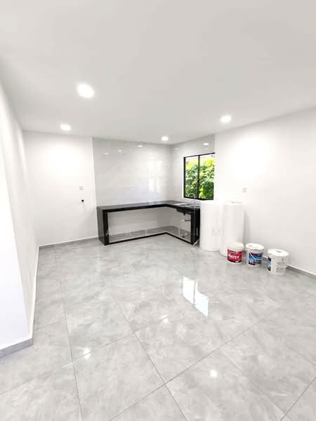Rumah Teres 1 Tingkat untuk Dijual di Taman Universiti (Skudai) - Karl Lim - Kitchen - PropertyGuru.com.my