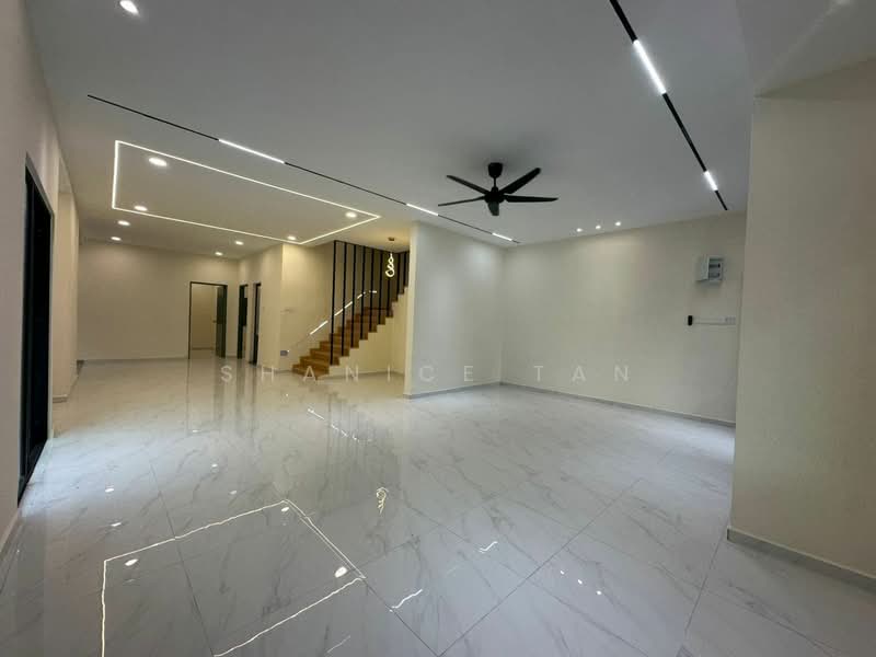 Rumah Berkembar untuk Dijual di Taman Sentosa (Johor Bahru) - Shanice Tan - Living Room - PropertyGuru.com.my