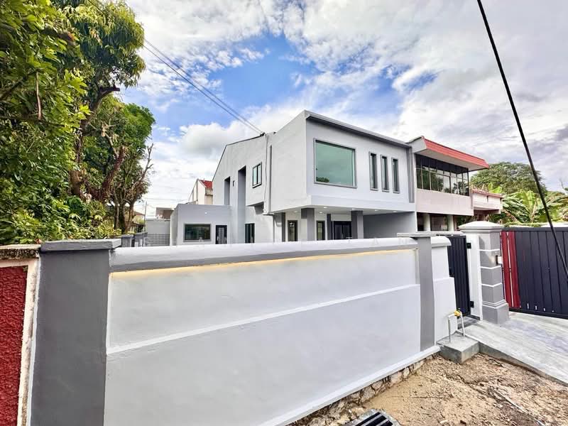 Rumah Berkembar untuk Dijual di Taman Sentosa (Johor Bahru) - Shanice Tan - Exterior - PropertyGuru.com.my