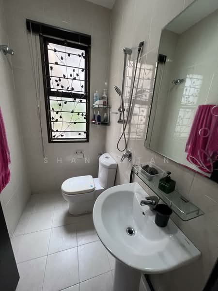 Semi-Detached House for Sale in Bandar Sungai Long (Selangor) - Shanny Tan - Bathroom - PropertyGuru.com.my