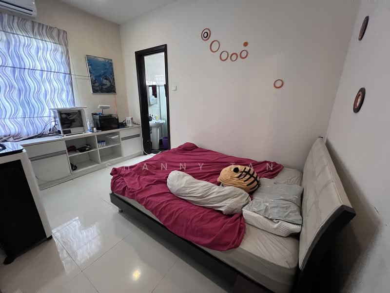 Semi-Detached House for Sale in Bandar Sungai Long (Selangor) - Shanny Tan - Bedroom - PropertyGuru.com.my