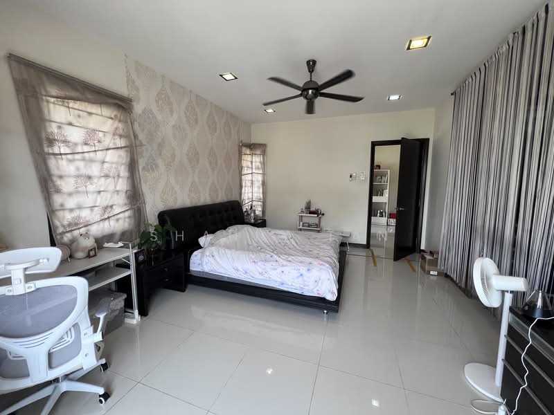 Semi-Detached House for Sale in Bandar Sungai Long (Selangor) - Shanny Tan - Bedroom - PropertyGuru.com.my