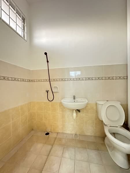 2-storey Terraced House for Sale in Bukit Beruang (Bukit Baru) - Kellyn Foo - PropertyGuru.com.my