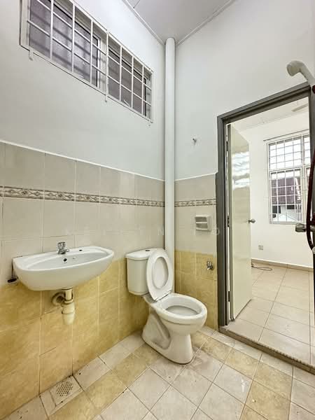 2-storey Terraced House for Sale in Bukit Beruang (Bukit Baru) - Kellyn Foo - PropertyGuru.com.my