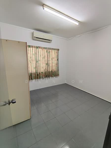 Flat for Rent at Pangsapuri Pelangi - Dylan Low - Interior - PropertyGuru.com.my
