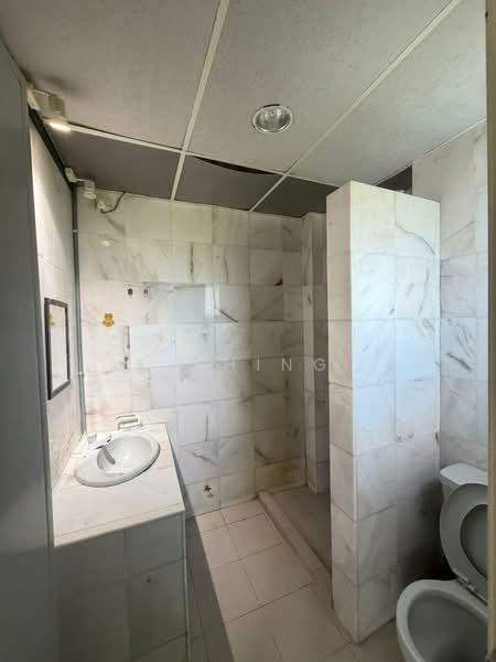 Condominium for Rent at Pelita Indah - Le Ching . - Bathroom - PropertyGuru.com.my