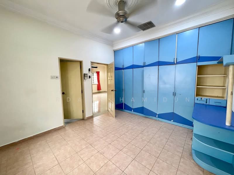 Semi-Detached House for Sale in Seksyen 9 (Shah Alam) - Firdaus Hamidun - PropertyGuru.com.my