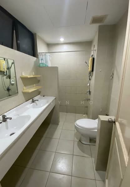 Kondominium untuk Disewa di Casa Tropicana - Valyn Ho - Bathroom - PropertyGuru.com.my