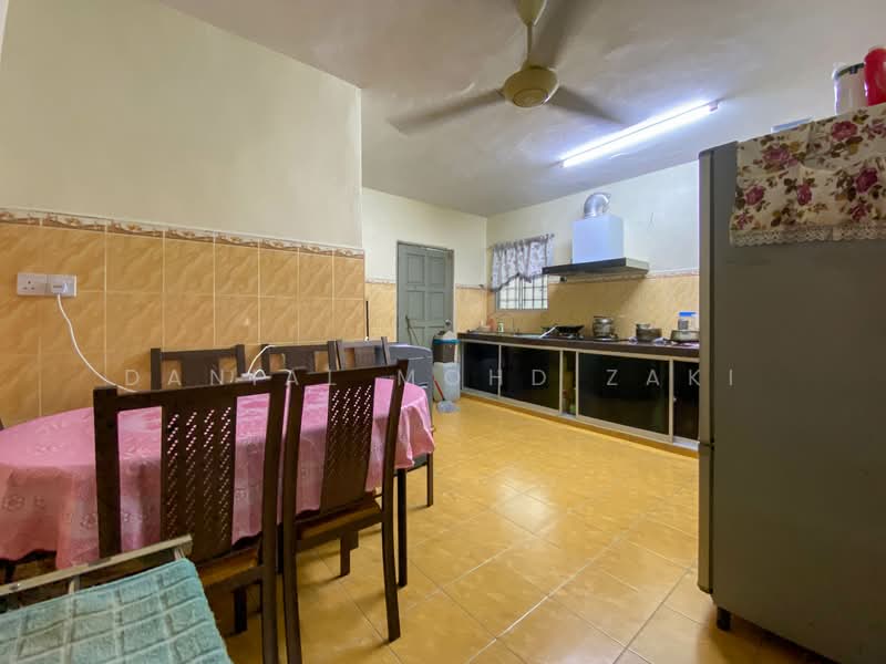 Rumah Teres 2 Tingkat untuk Dijual di Taman Desawan (Klang) - Danial Mohd Zaki - Kitchen - PropertyGuru.com.my
