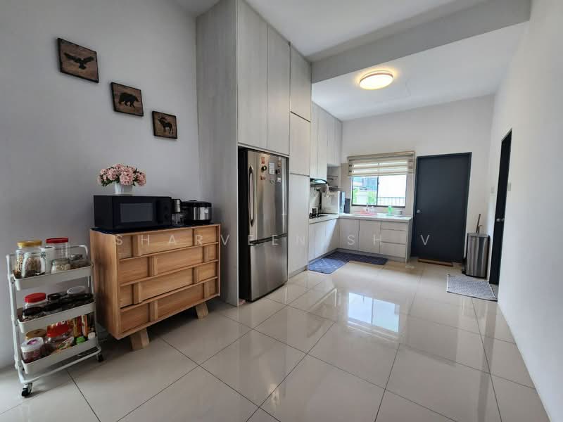 Rumah Teres 2 Tingkat untuk Dijual di Taman Scientex Rawang (Rawang) - Sharveenesh V - Kitchen - PropertyGuru.com.my