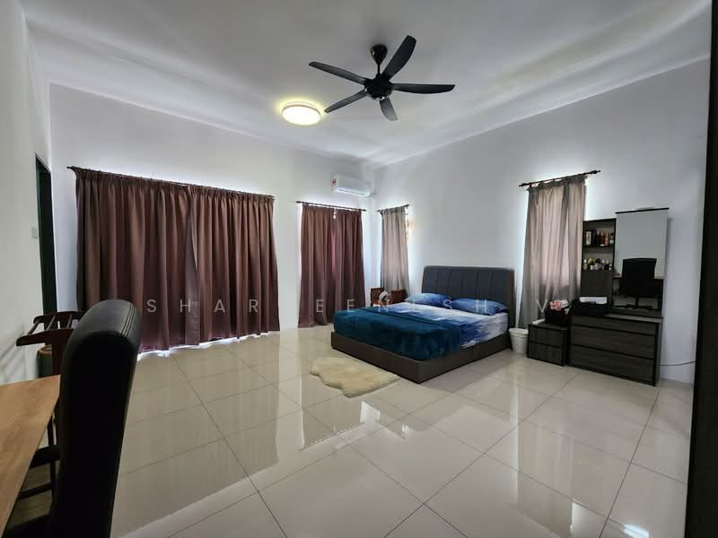 Rumah Teres 2 Tingkat untuk Dijual di Taman Scientex Rawang (Rawang) - Sharveenesh V - Bedroom - PropertyGuru.com.my