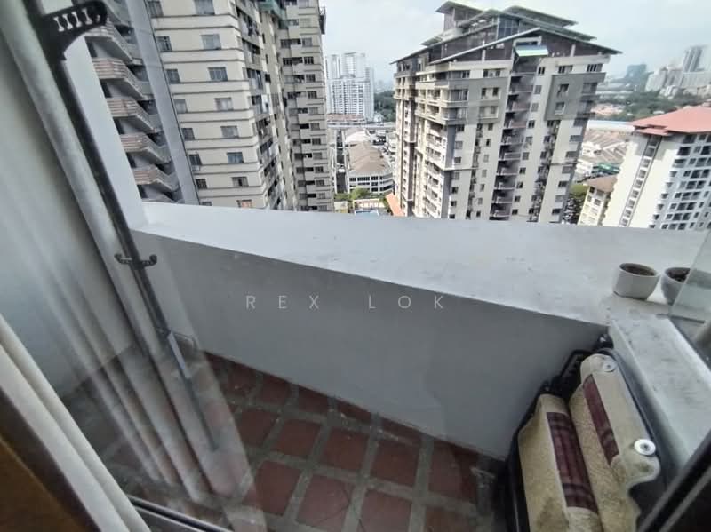 Kondominium untuk Disewa di Perdana Exclusive - Rex Lok - Balcony - PropertyGuru.com.my
