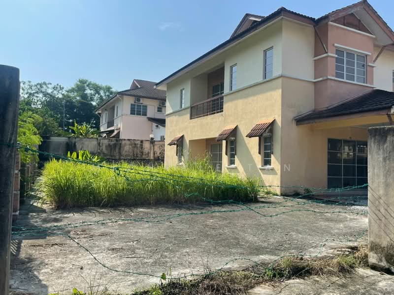 Semi-Detached House for Sale in Prima Saujana (Kajang) - Michelle Tan - Exterior - PropertyGuru.com.my