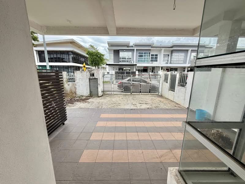Rumah Teres 2 Tingkat untuk Dijual di Bandar Seri Alam (Masai) - Azlina Muslim - Exterior - PropertyGuru.com.my