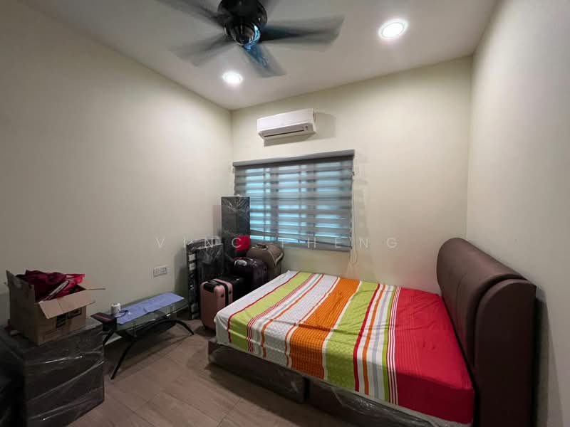 Semi-Detached House for Sale in Ujong Pasir (Melaka) - Vinc Pheng - Bedroom - PropertyGuru.com.my