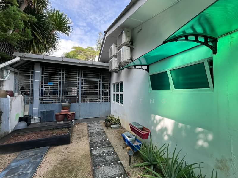 Semi-Detached House for Sale in Ujong Pasir (Melaka) - Vinc Pheng - Exterior - PropertyGuru.com.my