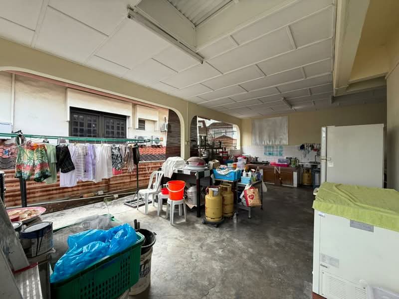 Semi-Detached House for Sale in Johor Bahru (Johor) - Caven Chan - Kitchen - PropertyGuru.com.my