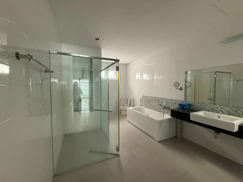Rumah Teres 3 Tingkat untuk Dijual di Tanjung Bungah (Penang) - Kelvin Lee - Bathroom - PropertyGuru.com.my