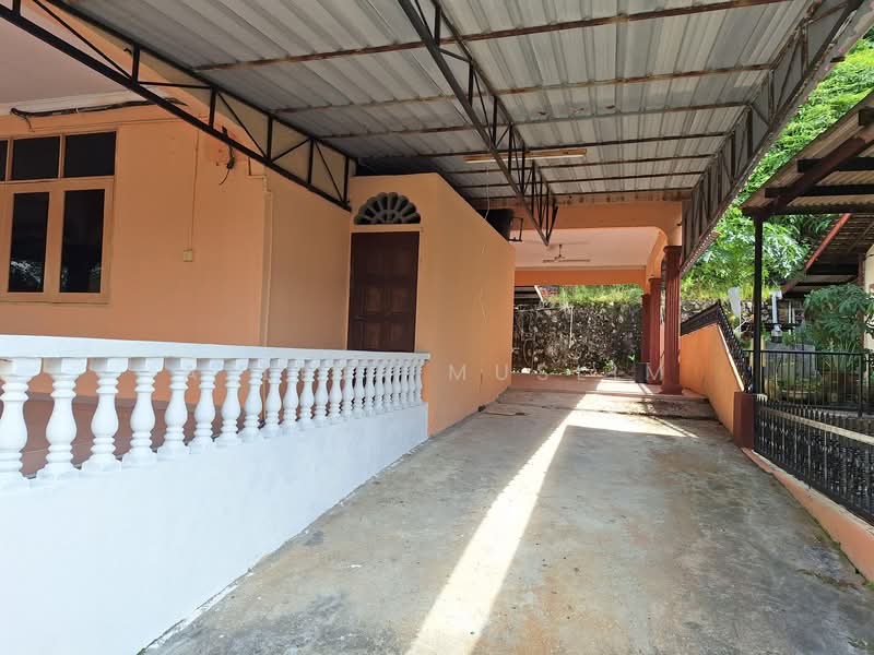 Rumah Berkembar untuk Dijual di Batu Pahat (Johor) - Azlina Muslim - PropertyGuru.com.my