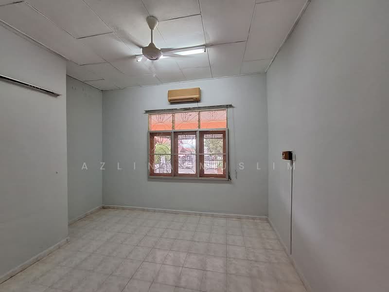 Rumah Berkembar untuk Dijual di Batu Pahat (Johor) - Azlina Muslim - PropertyGuru.com.my