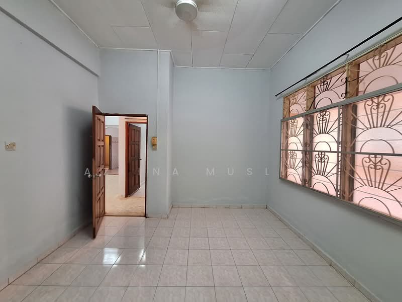 Rumah Berkembar untuk Dijual di Batu Pahat (Johor) - Azlina Muslim - PropertyGuru.com.my
