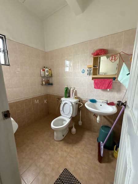 Rumah Teres 2 Tingkat untuk Dijual di Masai (Johor) - MK Chong - Bathroom - PropertyGuru.com.my