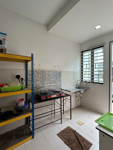 2-storey Terraced House for Rent in Labu (Negeri Sembilan) - Justin Lew - Kitchen - PropertyGuru.com.my