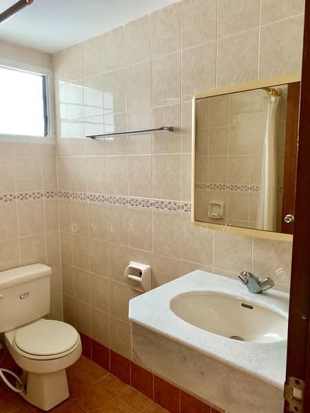 Condominium for Rent at Gurney Park Condominium - Dylan Low - Bathroom - PropertyGuru.com.my