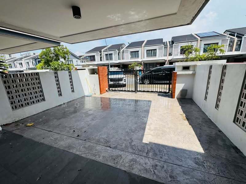 Rumah Teres untuk Dijual di Elmina (Shah Alam) - Mohd Fadzli - Exterior - PropertyGuru.com.my