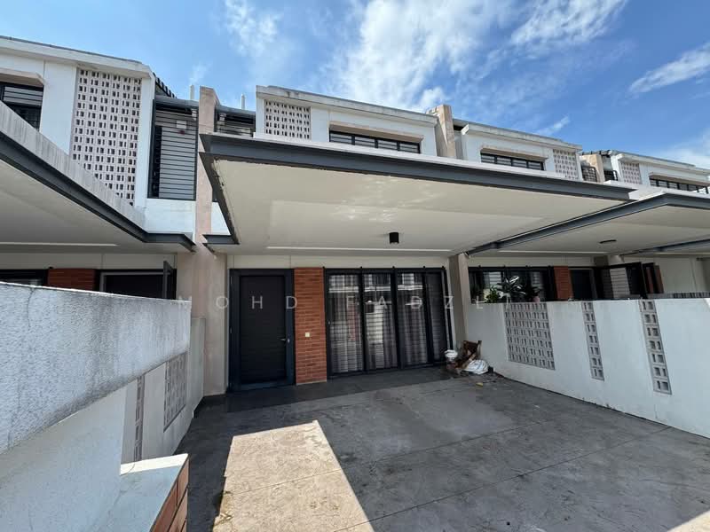 Rumah Teres untuk Dijual di Elmina (Shah Alam) - Mohd Fadzli - Exterior - PropertyGuru.com.my