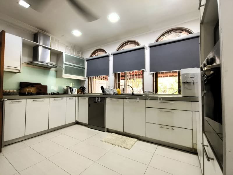 Rumah Banglo untuk Dijual di Damansara Heights (Kuala Lumpur) - Zayne Zayne - Kitchen - PropertyGuru.com.my
