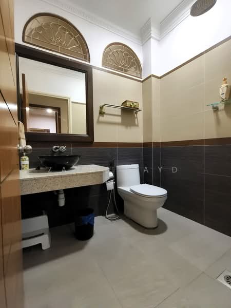 Rumah Banglo untuk Dijual di Damansara Heights (Kuala Lumpur) - Zayne Zayne - Bathroom - PropertyGuru.com.my