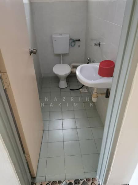 Apartment for Sale at Birchwood Court - Nazrin Hakimin - Bathroom - PropertyGuru.com.my