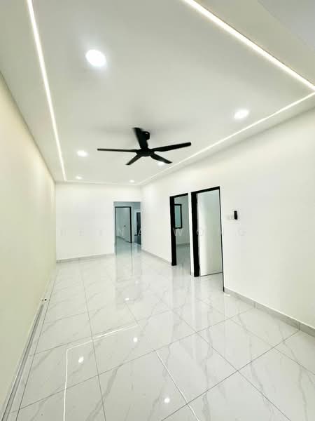 1-storey Terraced House for Sale in Taman Johor Jaya (Johor Bahru) - Reyna Wong - Interior - PropertyGuru.com.my