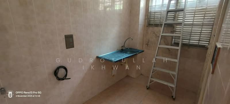 2-storey Terraced House for Sale in Presint 9 (Putrajaya) - Gudrotullah Ikhwan - Kitchen - PropertyGuru.com.my