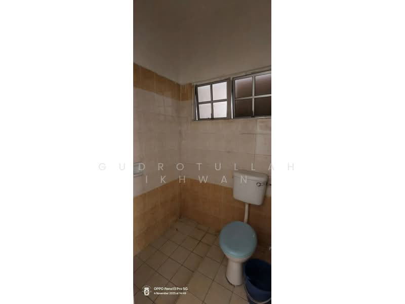 2-storey Terraced House for Sale in Presint 9 (Putrajaya) - Gudrotullah Ikhwan - Bathroom - PropertyGuru.com.my