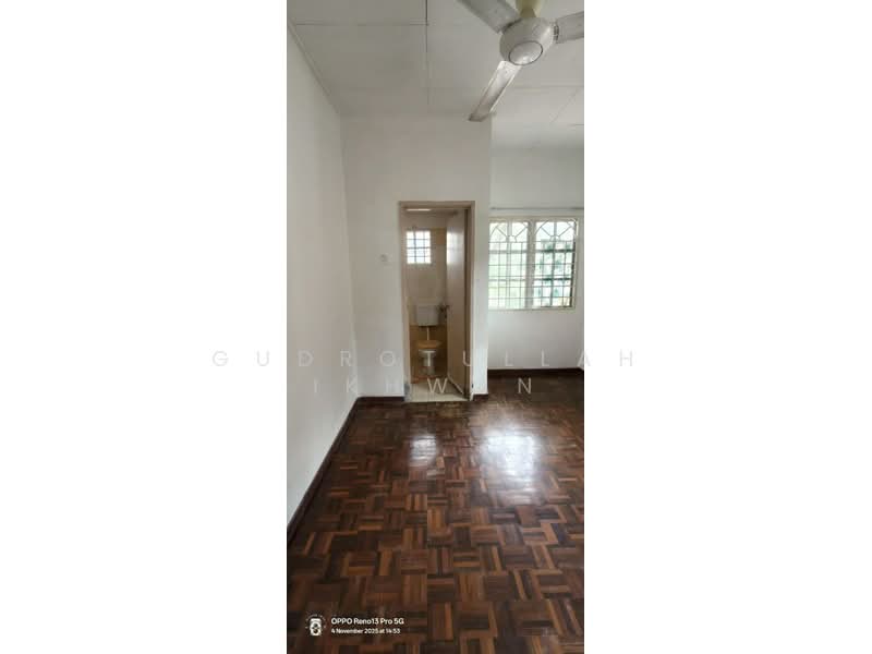 2-storey Terraced House for Sale in Presint 9 (Putrajaya) - Gudrotullah Ikhwan - Bathroom - PropertyGuru.com.my