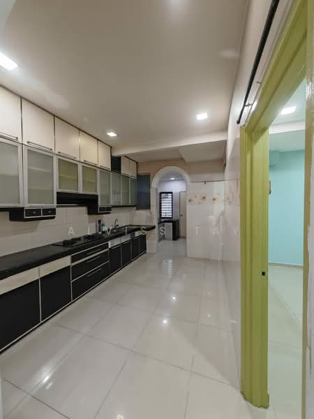 Rumah Teres 2 Tingkat untuk Dijual di Bandar Seri Alam (Masai) - Alviss Tay - Kitchen - PropertyGuru.com.my