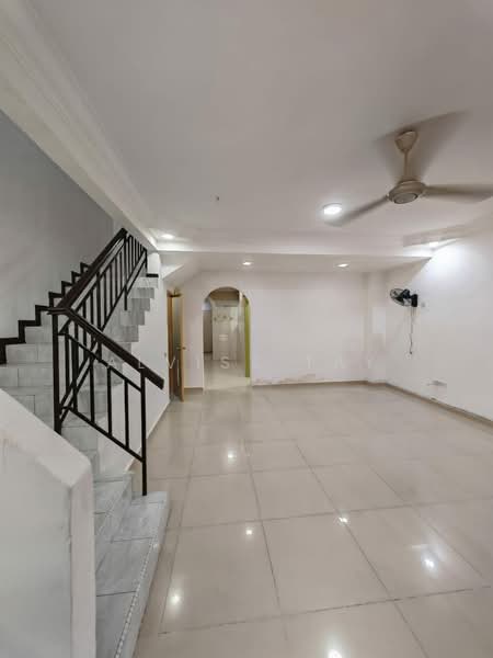 Rumah Teres 2 Tingkat untuk Dijual di Bandar Seri Alam (Masai) - Alviss Tay - Living Room - PropertyGuru.com.my