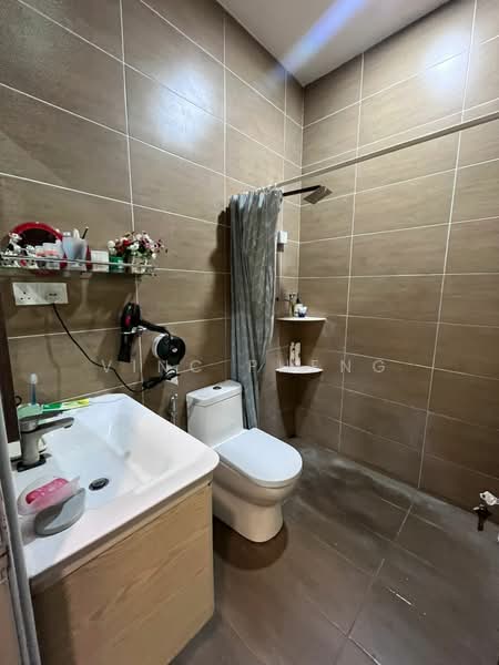 Semi-Detached House for Rent in Ujong Pasir (Melaka) - Vinc Pheng - Bathroom - PropertyGuru.com.my