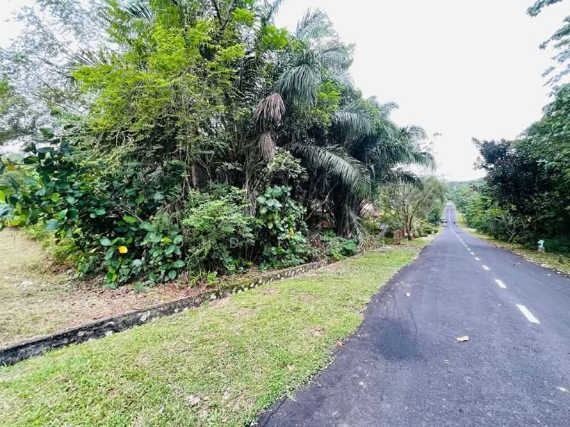 Residential Land for Sale in Saujana Utama (Selangor) - Mohd Fadzli - Exterior - PropertyGuru.com.my