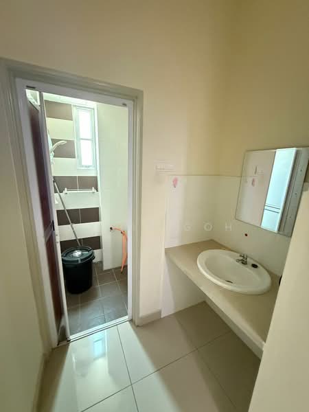 Condominium for Rent at Royale Infinity - Gyson Goh - Bathroom - PropertyGuru.com.my