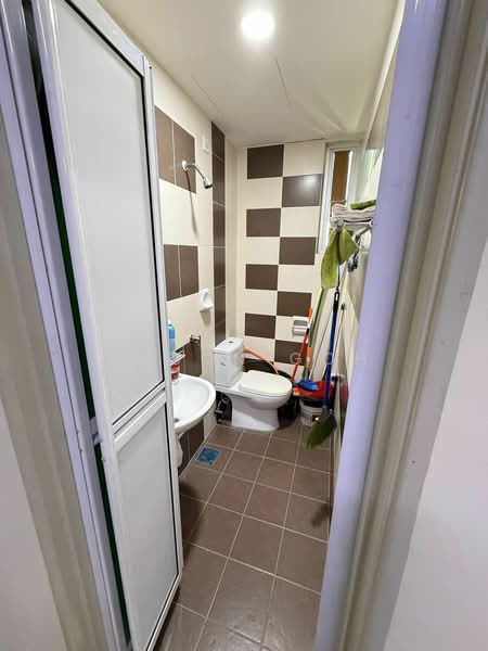 Condominium for Rent at Royale Infinity - Gyson Goh - Bathroom - PropertyGuru.com.my