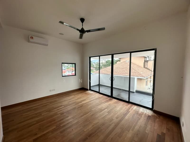 Bungalow for Sale in Taman Scotland (George Town) - Xinnee . - Balcony - PropertyGuru.com.my
